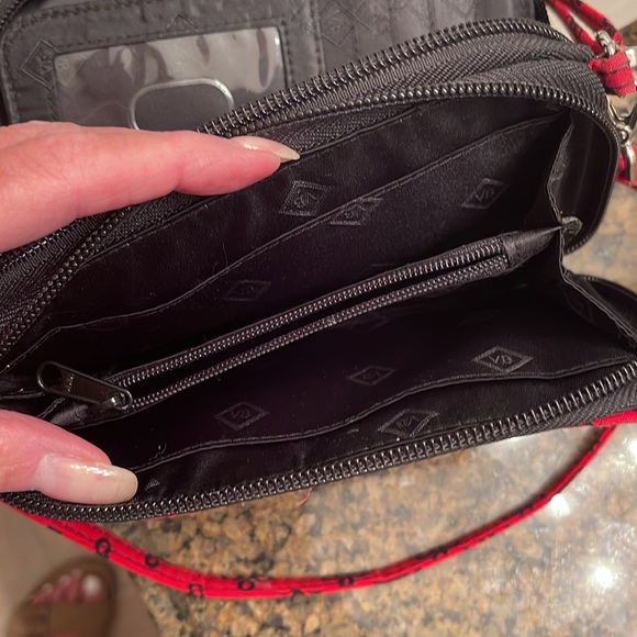 Vera Bradley UGA - Picture 4 of 8